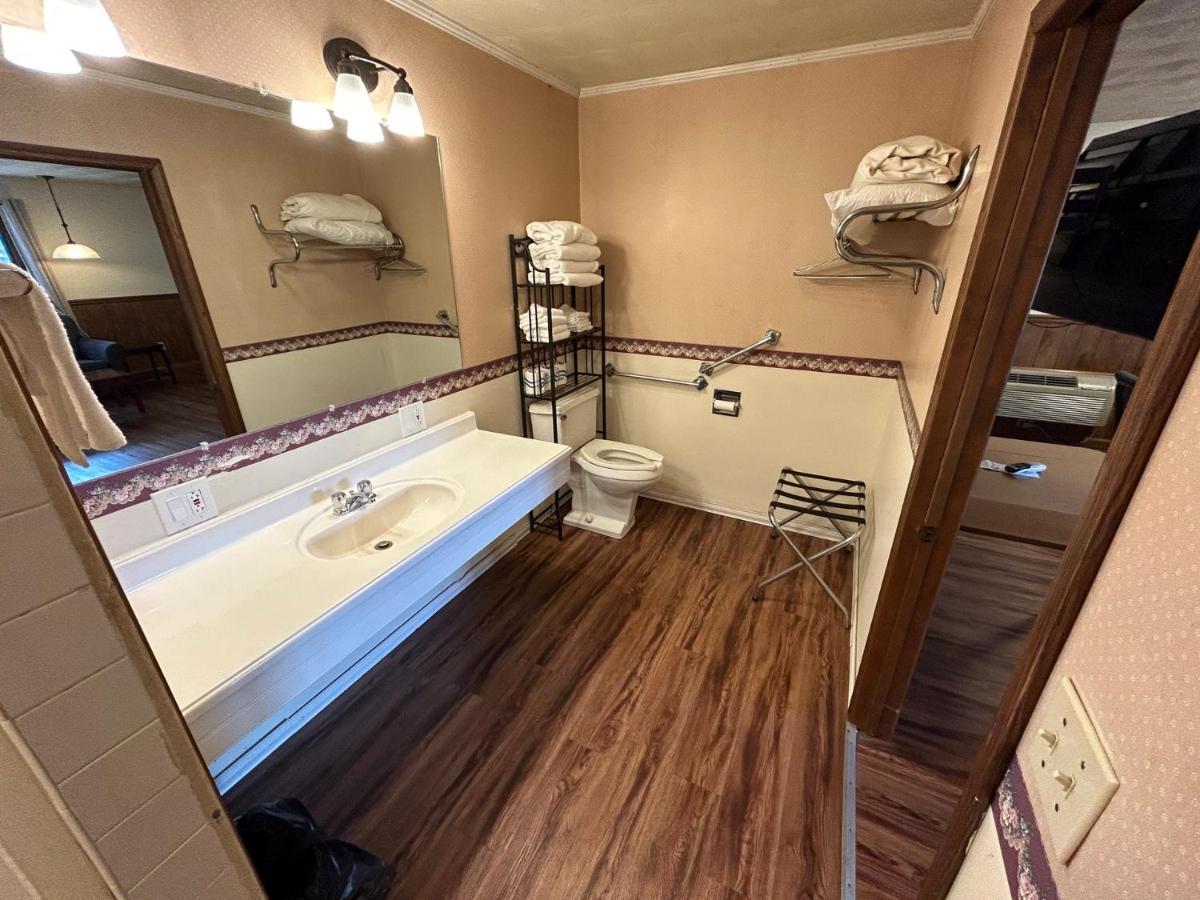 Valley Inn And Suites French Lick Ngoại thất bức ảnh