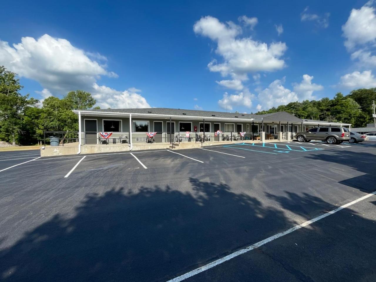 Valley Inn And Suites French Lick Ngoại thất bức ảnh