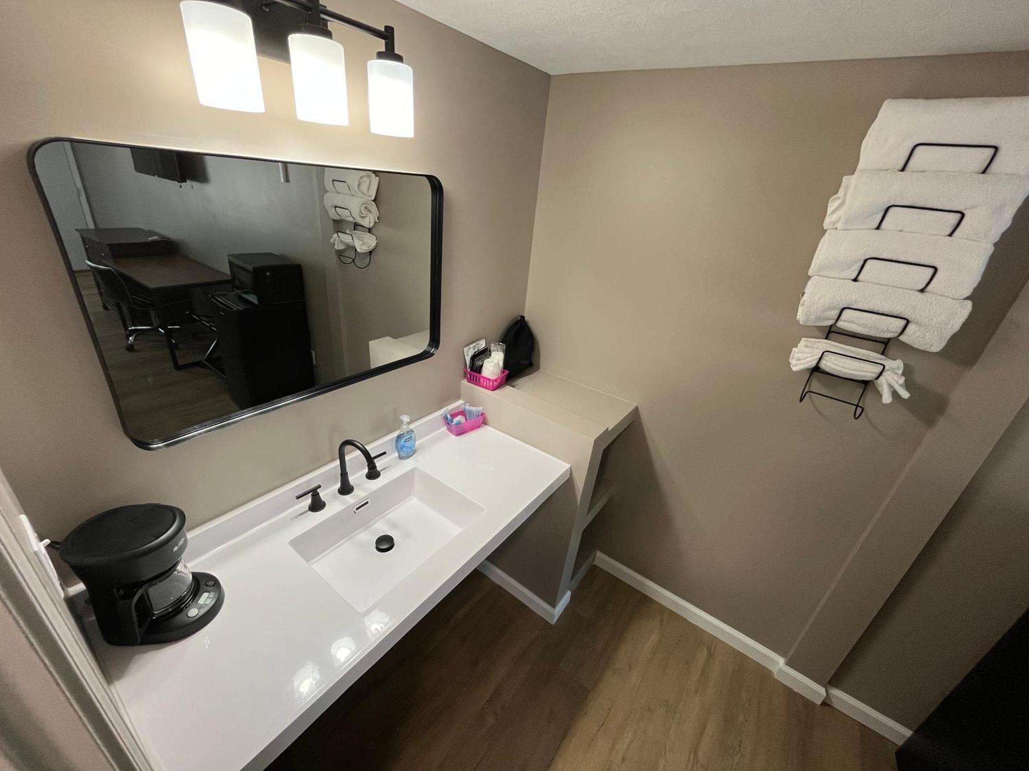 Valley Inn And Suites French Lick Ngoại thất bức ảnh
